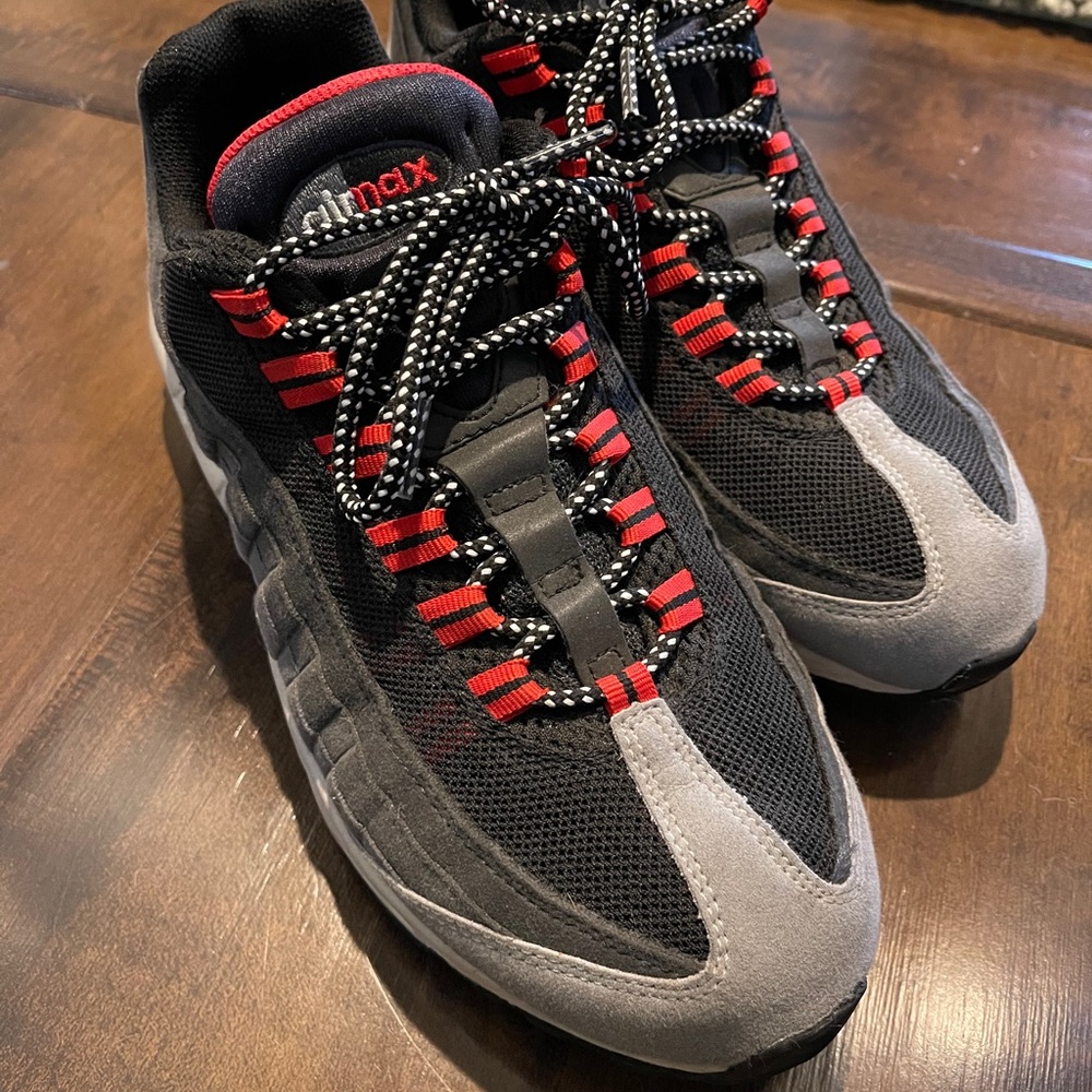 Nike Air Max 95 - slightly worn
